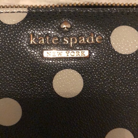 Black and white kate spade leather wallet large - Picture 2 of 4